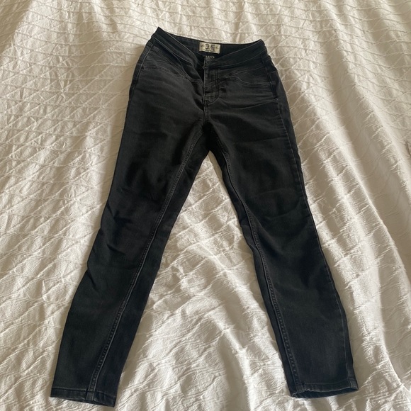 Free People Jeans - Picture 4 of 5